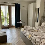 Il Vigneto & Breakfast - Valtellina Panoramic View Bed & Breakfast Castione Andevenno